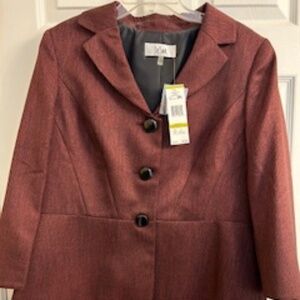 le suit 2 pc. womens size 14 Bordeaux multi